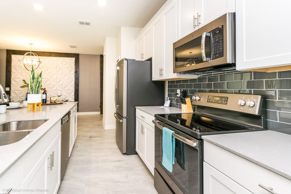 Fully equipped kitchen
