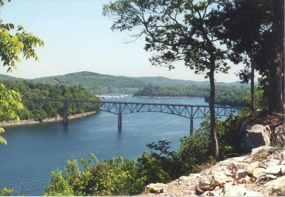 DECK VIEW - Burnside Marina