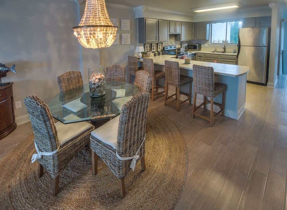 Open Floor Plan Dining Area