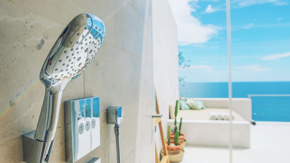 Spa like shower with full ocean view