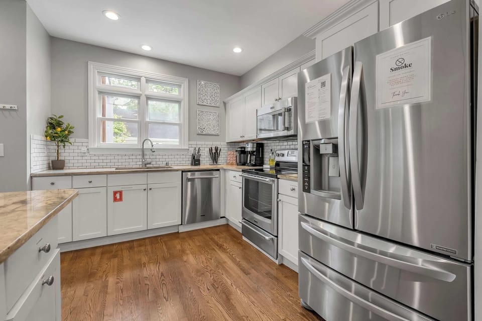 Get ready to cook up a storm in our fully stocked, updated kitchen - perfect for all your culinary and entertaining needs. Book your stay now and enjoy a chef-worthy experience!