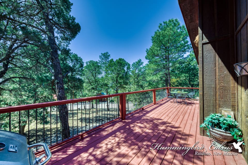 Nice large upper deck with gorgeous views.