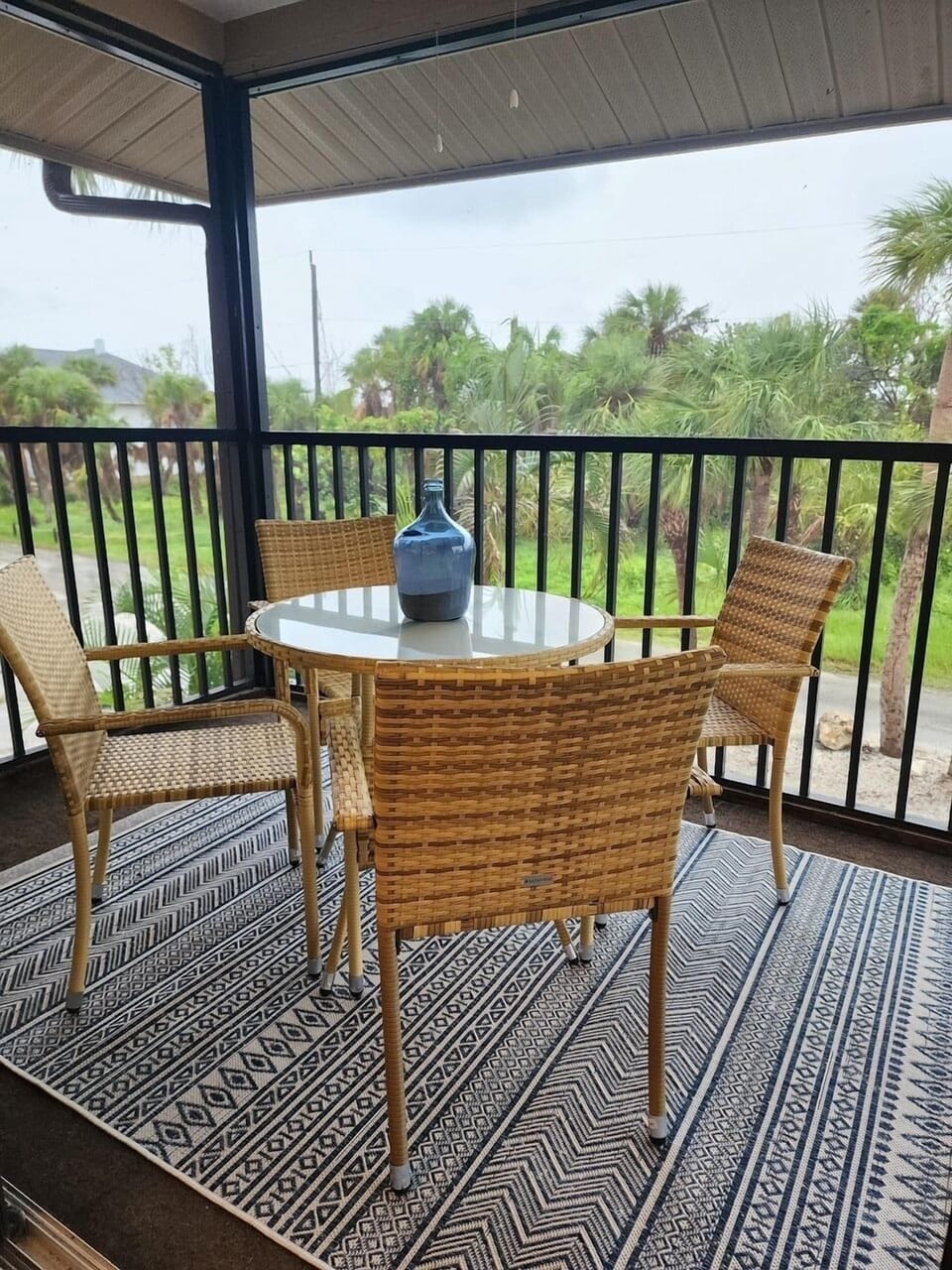 Screened Porch