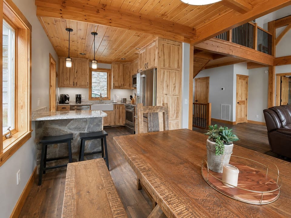 Dining Table | Seats 8