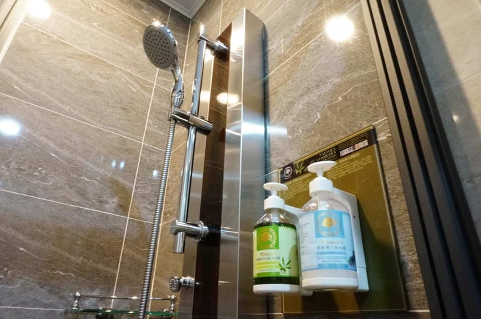 Shower, free toiletries, hair dryer, slippers