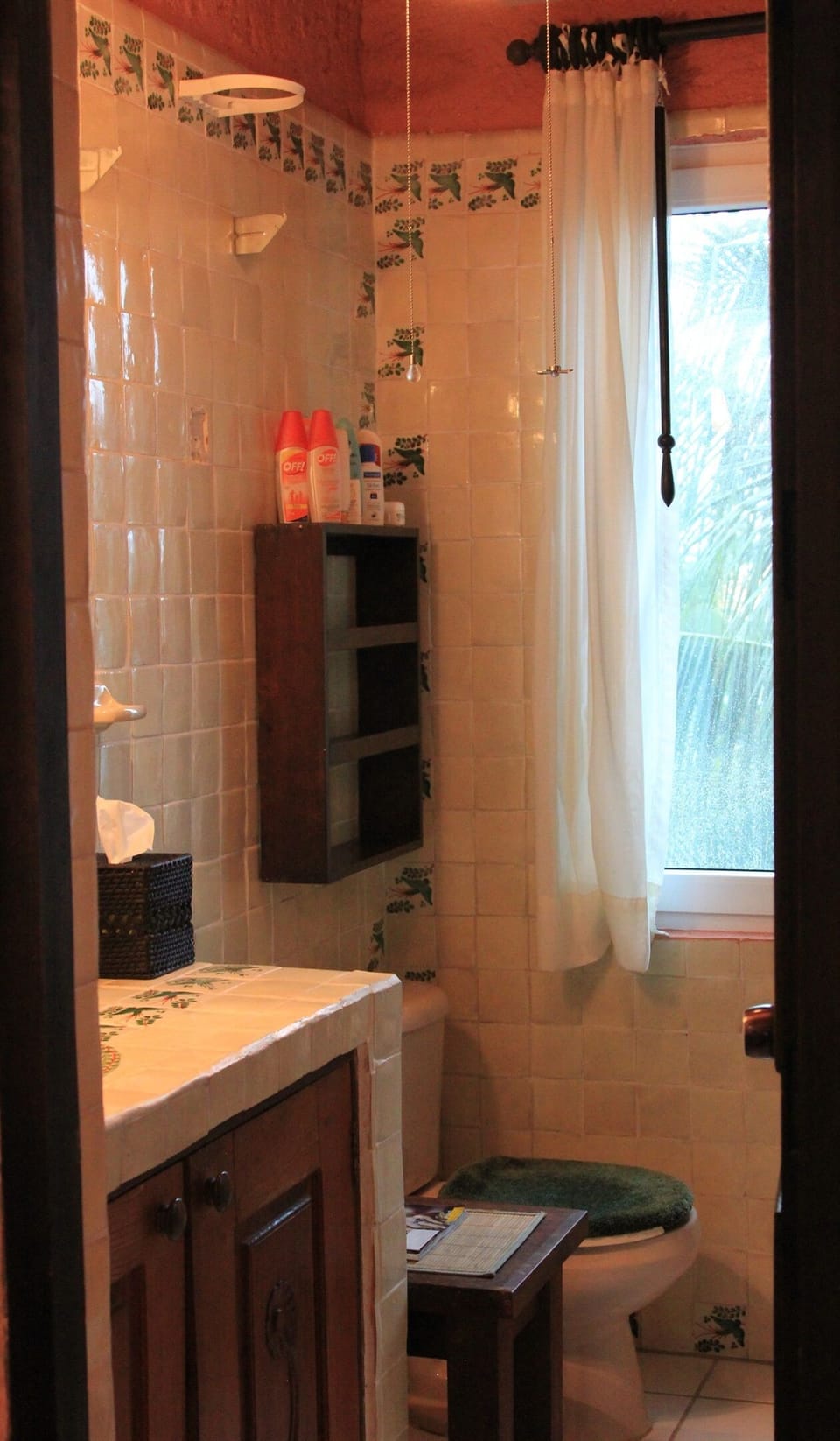 The Light and Airy On-Suite Master Bath