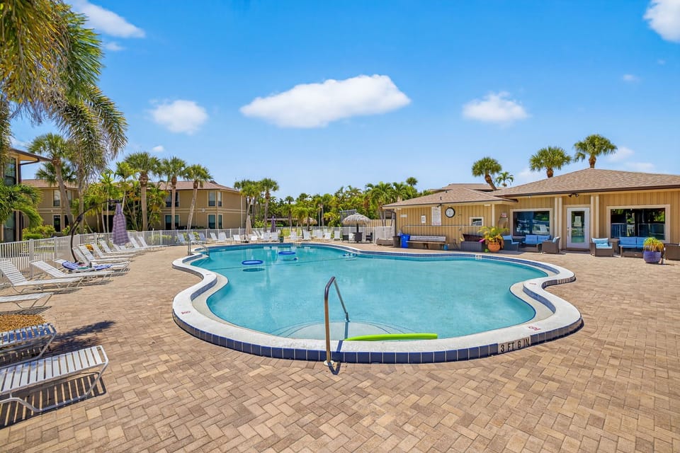 Blind-Pass Pool