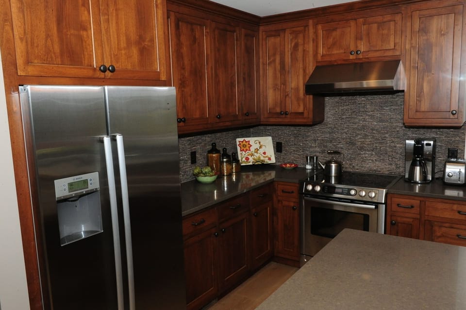 Wonderful cabinets and appliances