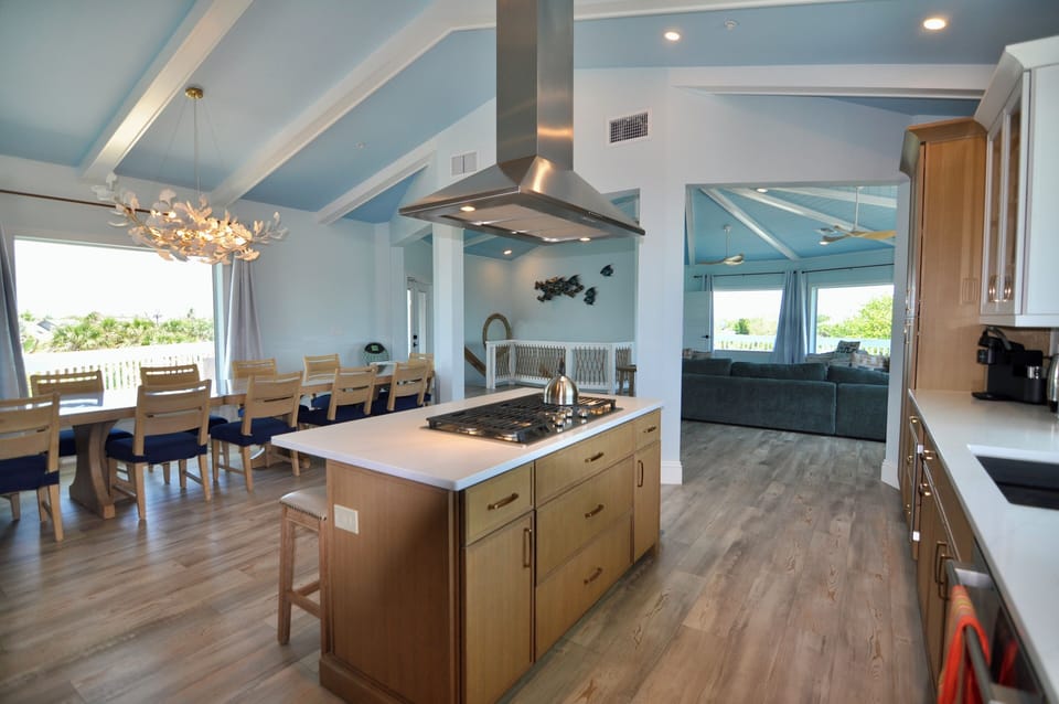  Giant kitchen, dining, and living. All with large windows