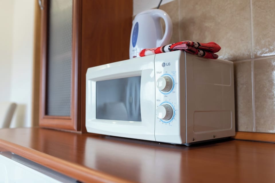 Classic Apartment, Mountain View | Microwave