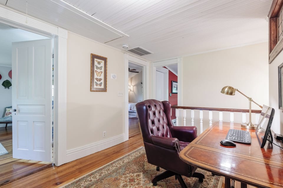 3 bedrooms off upstairs landing
