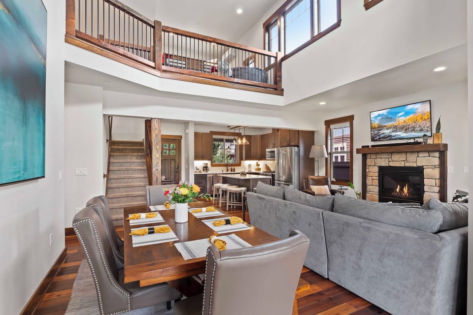 Dining Area View 1
