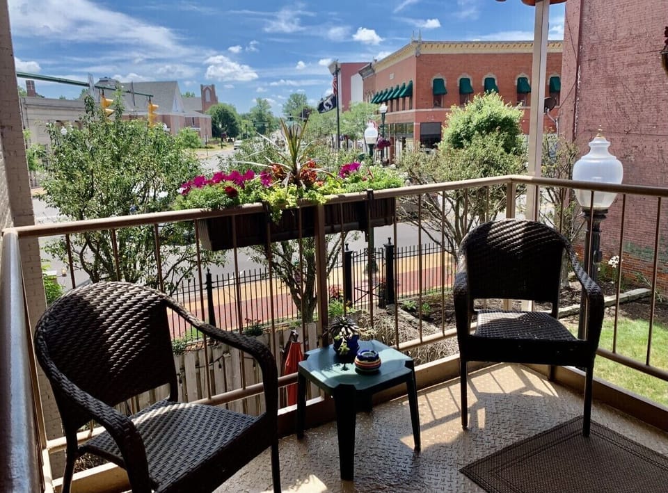 Stairwell porch seating