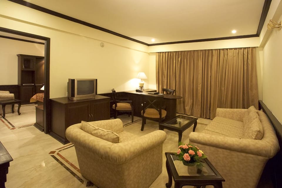Premium bedding, Select Comfort beds, minibar, in-room safe