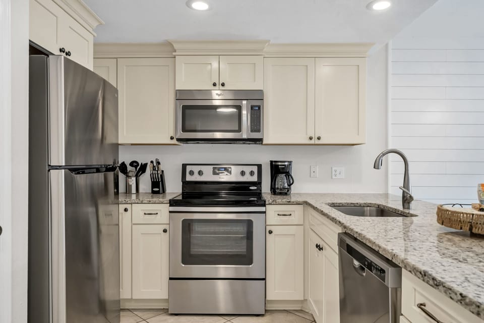 Fully equipped Kitchen at Ciboney