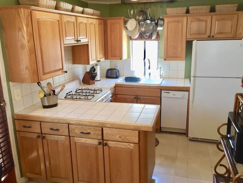 Fully stocked kitchen includes all appliances and chef worthy pots and pans.