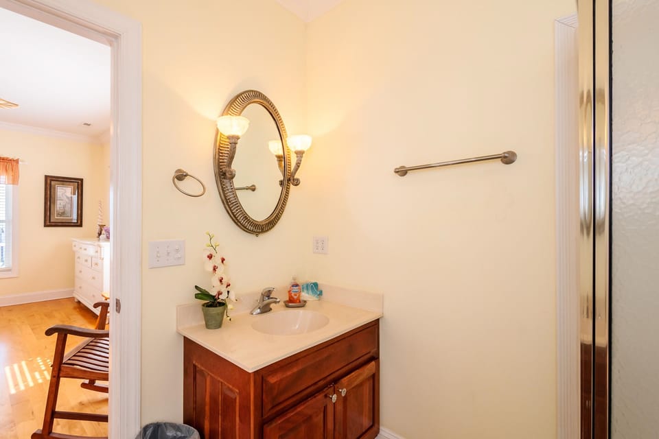 Master Bath #1 - 2nd Level West