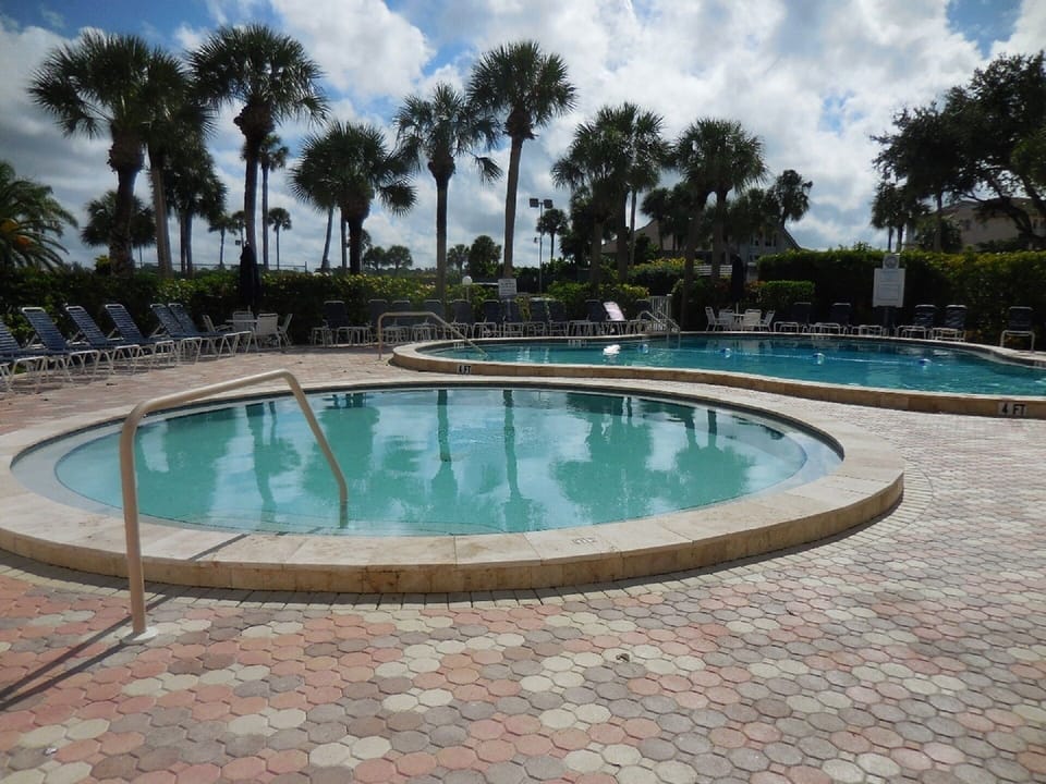 2 pools- Adult/Child