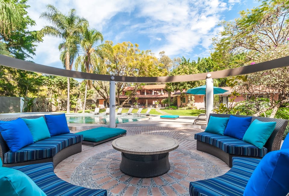 Sala de alberca / Living Room Pool