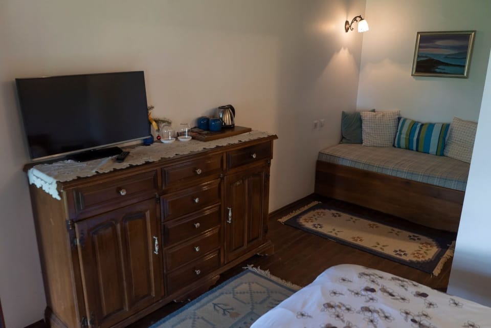 Standard Room | Living area | LED TV