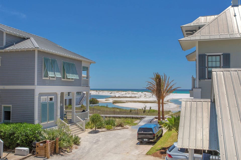 19-Gulfstrand-Up-Balcony-View