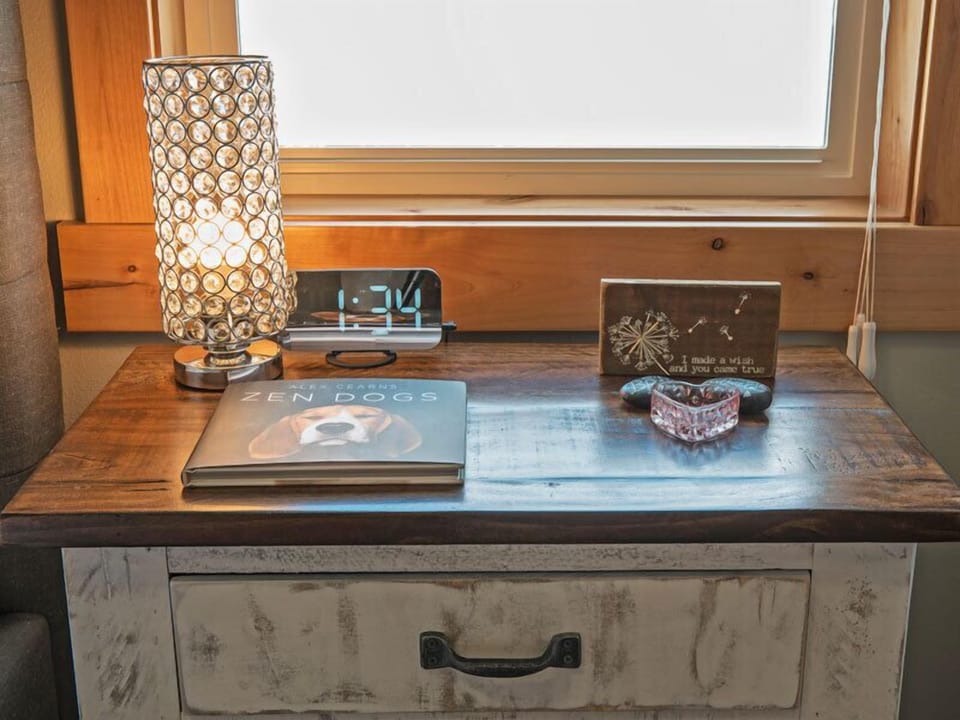 Guest Bedroom 1