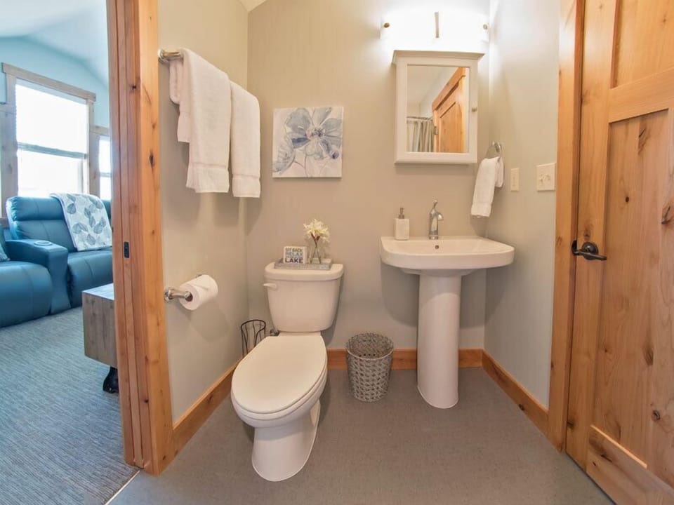 Bath off Guest Bedroom 1