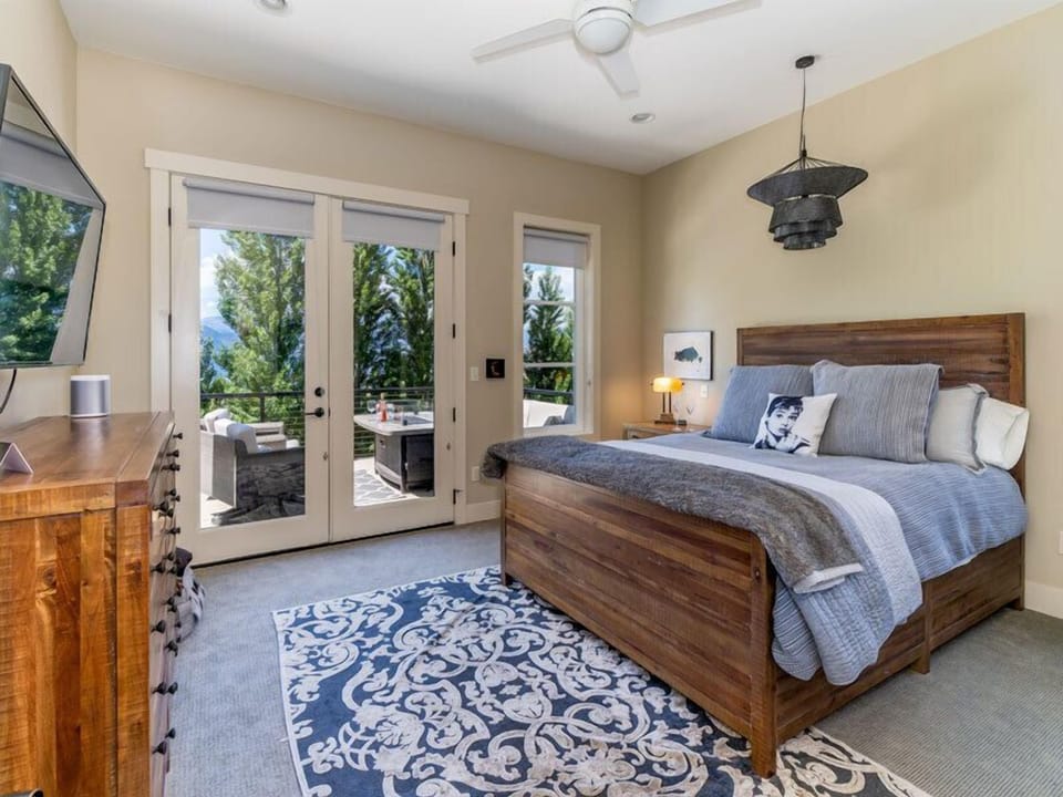 Master Suite 1