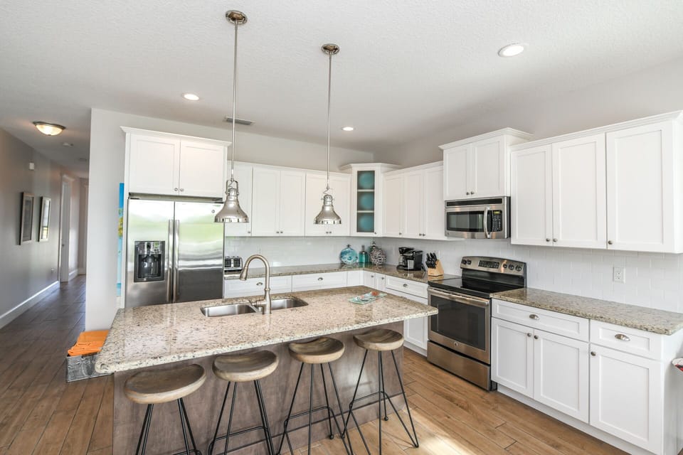 Kitchen, Montego Bay - AMI Locals