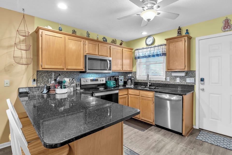 Kitchen - North