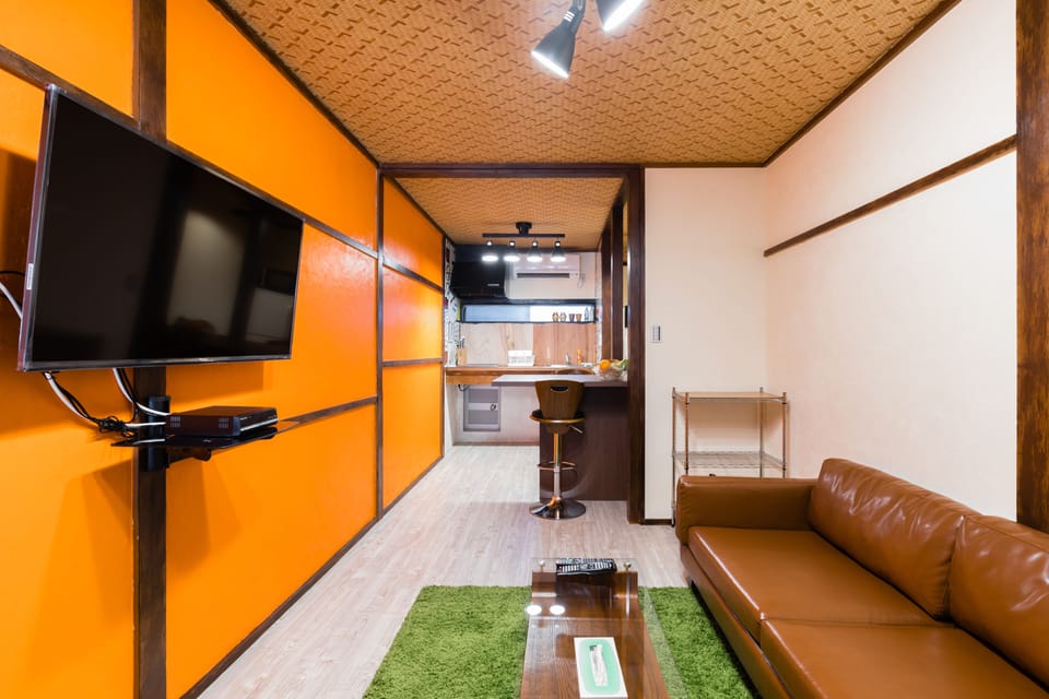 Private Vacation Home | Living area | Flat-screen TV