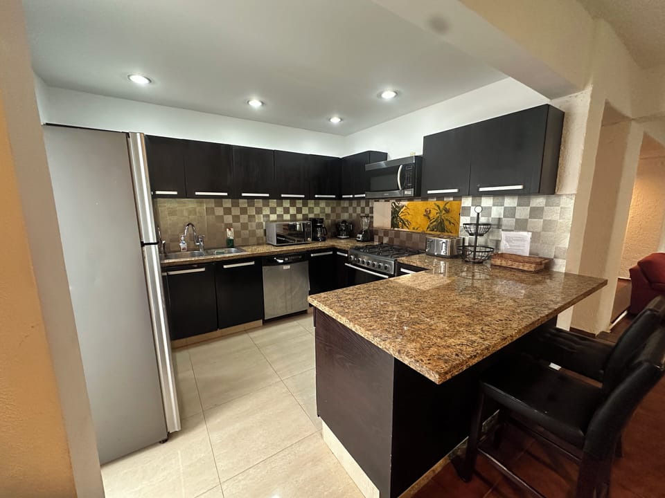 Stunning 4 Bedroom House | Private kitchen | Microwave, oven, stovetop, espresso maker