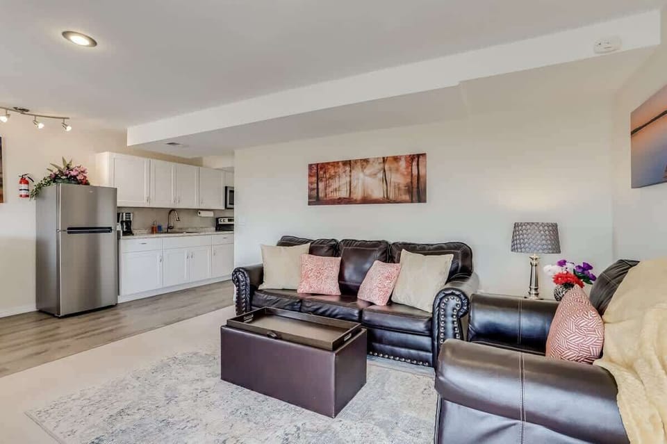 The layout of this space is not only highly convenient but also incredibly spacious and designed with efficiency in mind.