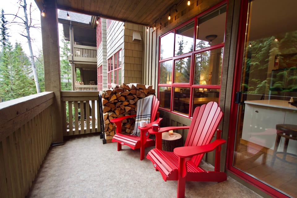 Enjoy the outdoor patio rain or shine on the covered deck