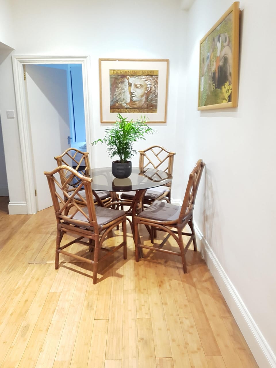Hallway/Dining Area