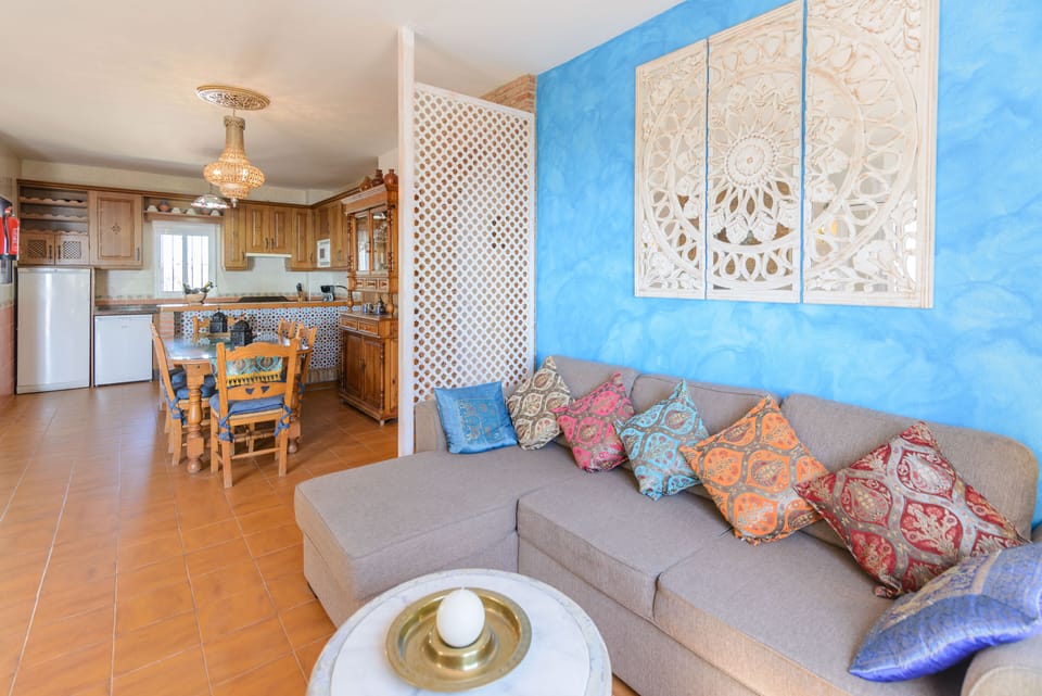 Corner with arabic style