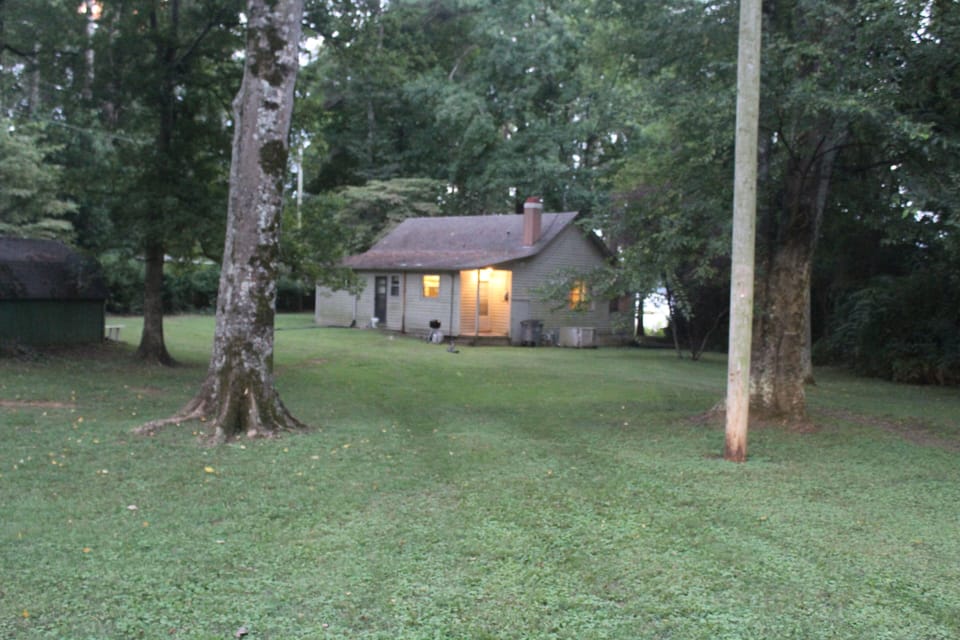 1950s cabin 