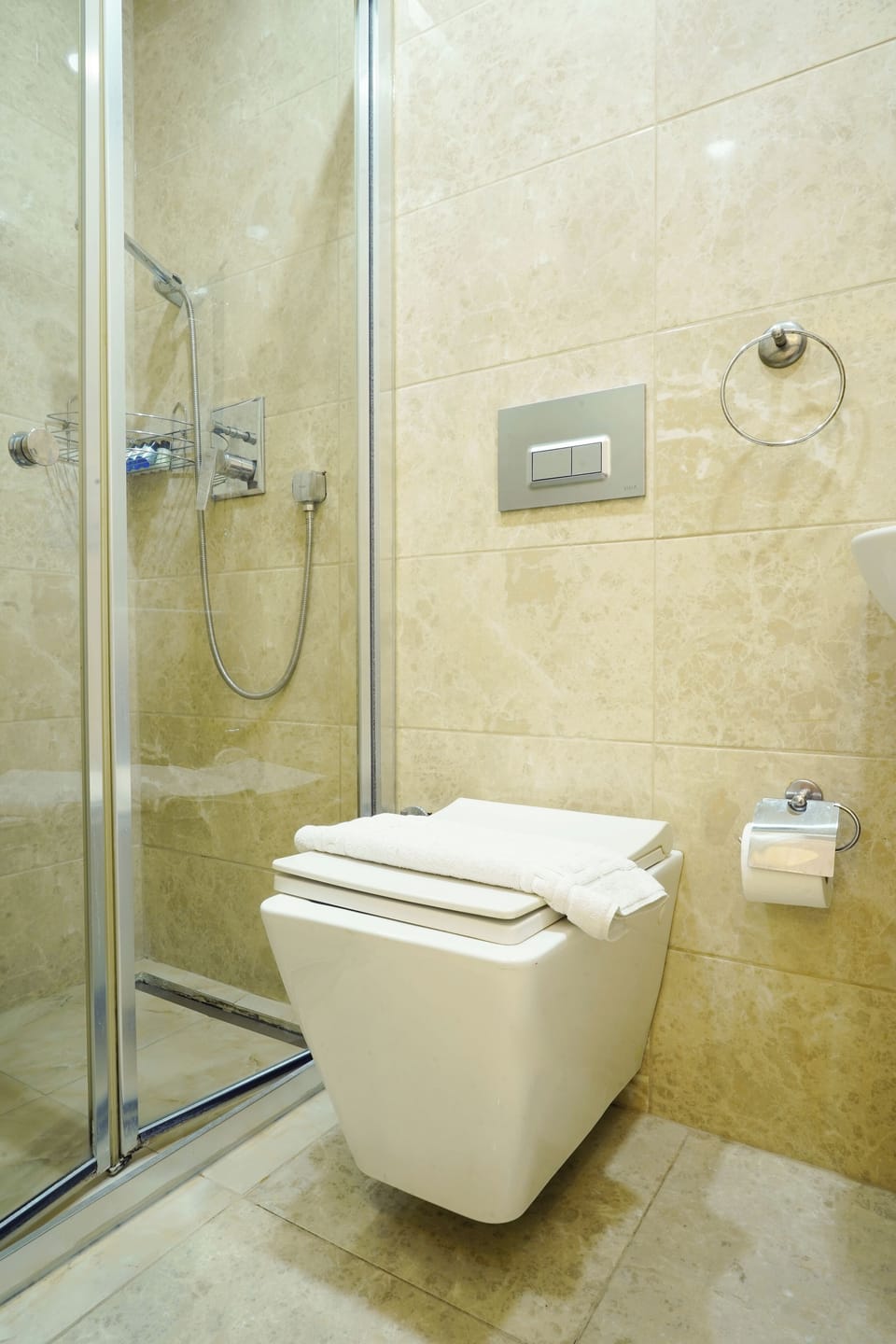 Deluxe Double Room, Lanai | In-room safe, desk, laptop workspace, soundproofing