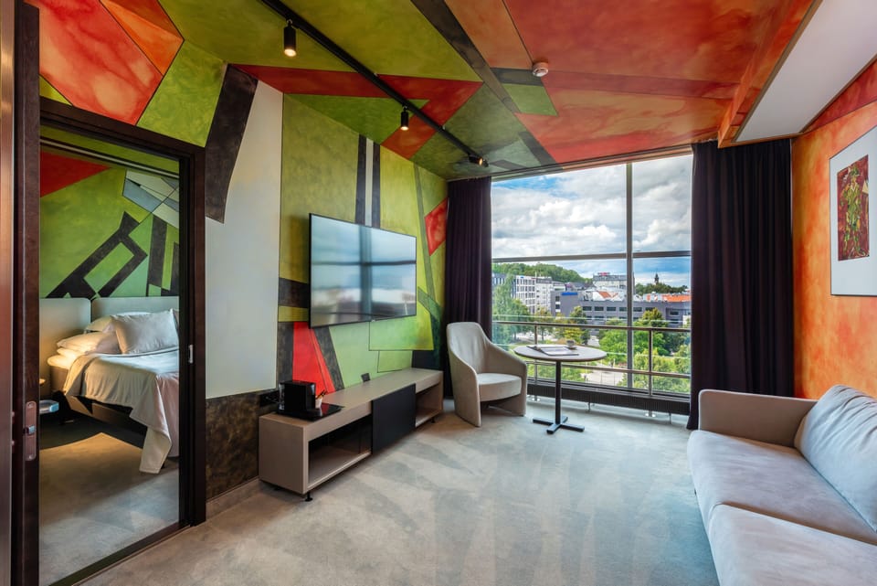 Classic Suite | City view