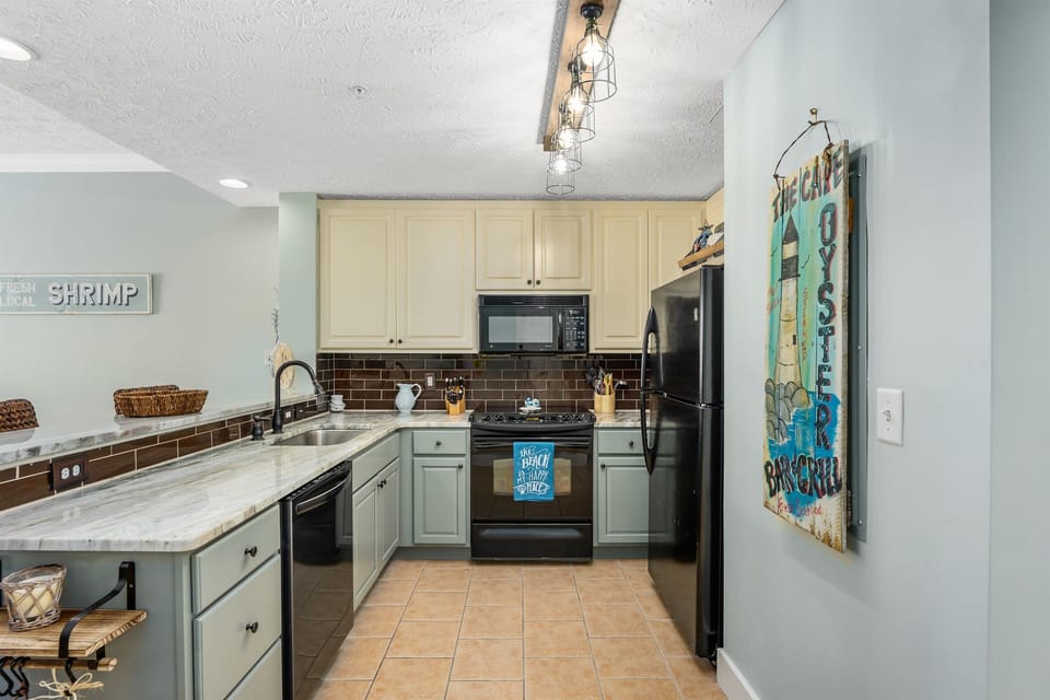 Full Kitchen