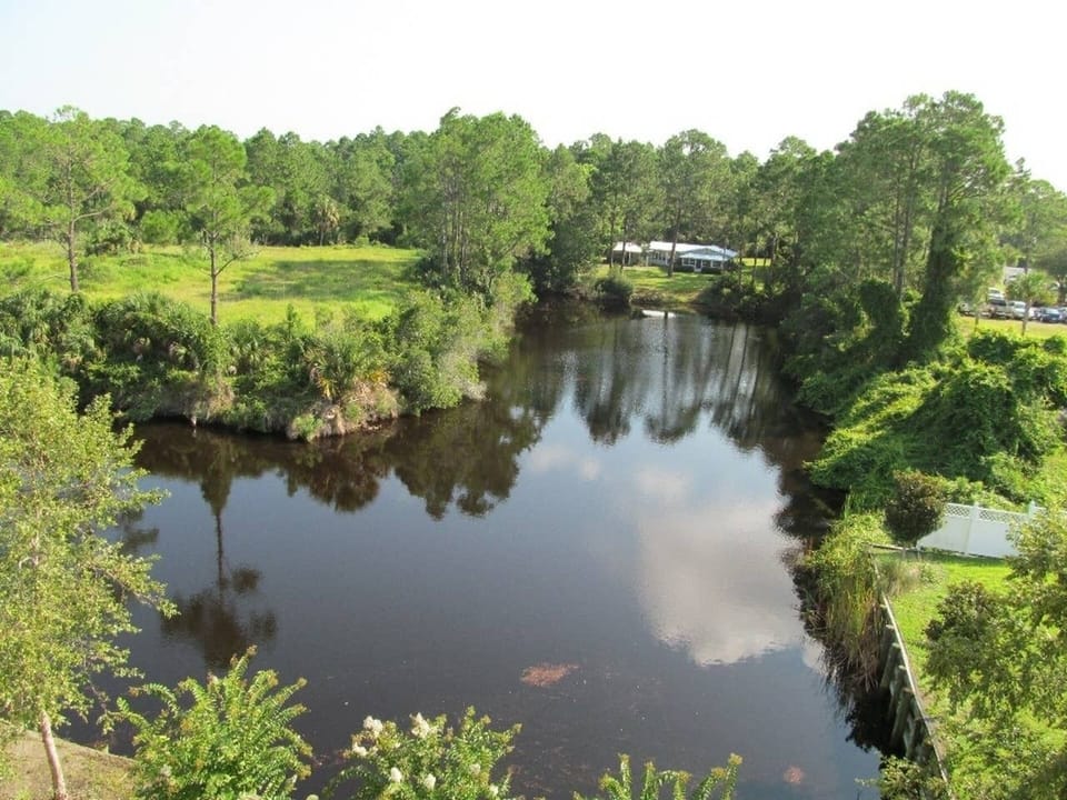 Canal in back 