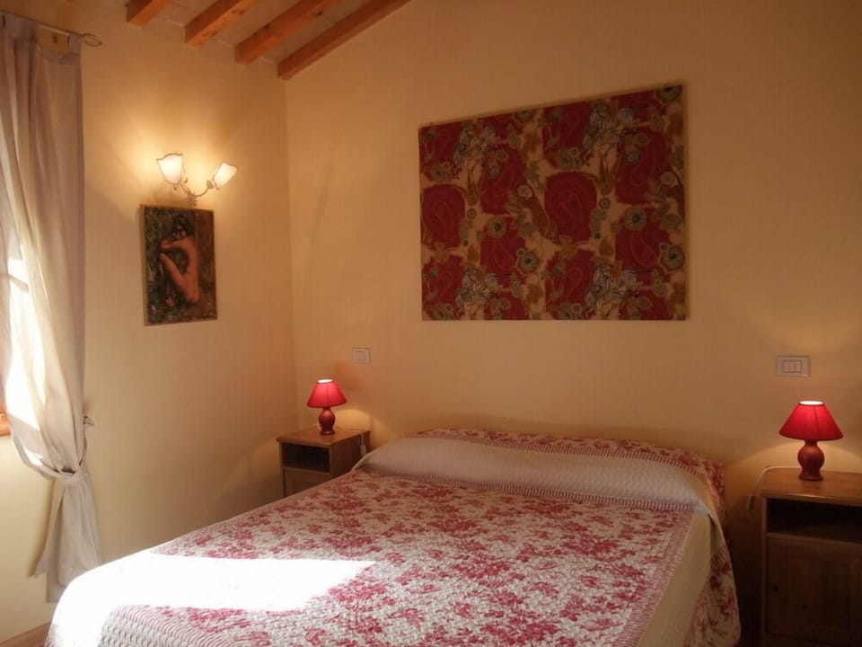 Duplex, 2 Bedrooms | Individually decorated, individually furnished, blackout drapes