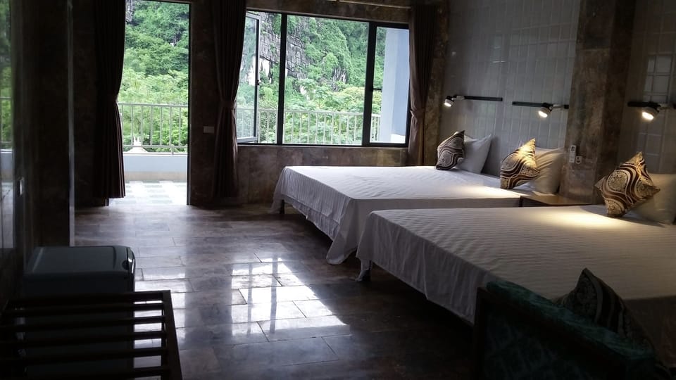 Deluxe Double or Twin Room | In-room safe, individually decorated, individually furnished, desk