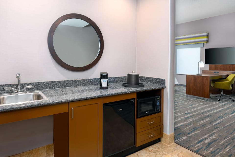 1 King Bed, Accessible Roll in Shower, Studio Non Smoking | In-room safe, desk, iron/ironing board, cribs (free)