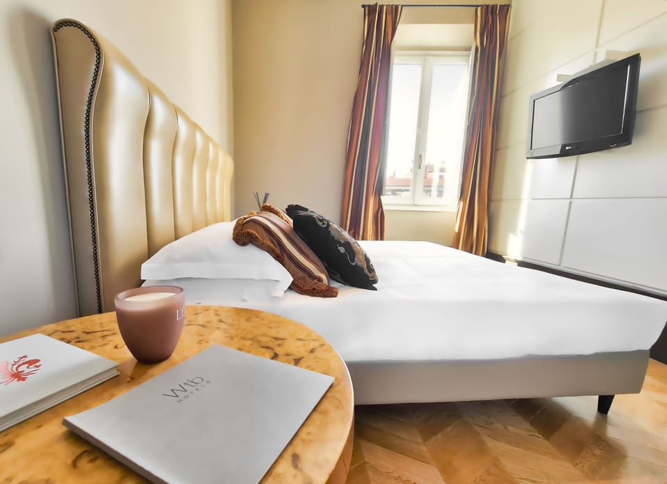 Superior Apartment - annex building | In-room safe, individually decorated, soundproofing, iron/ironing board