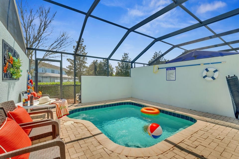Private pool