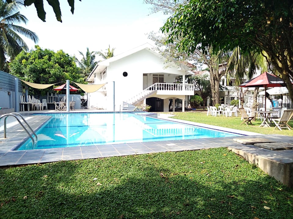 Outdoor pool, pool umbrellas