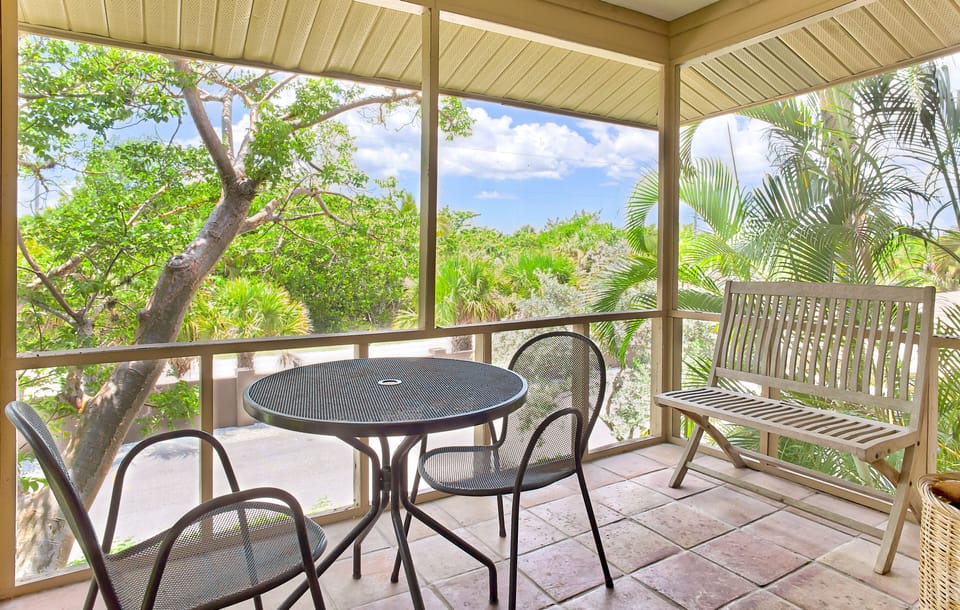 Screened in Patio