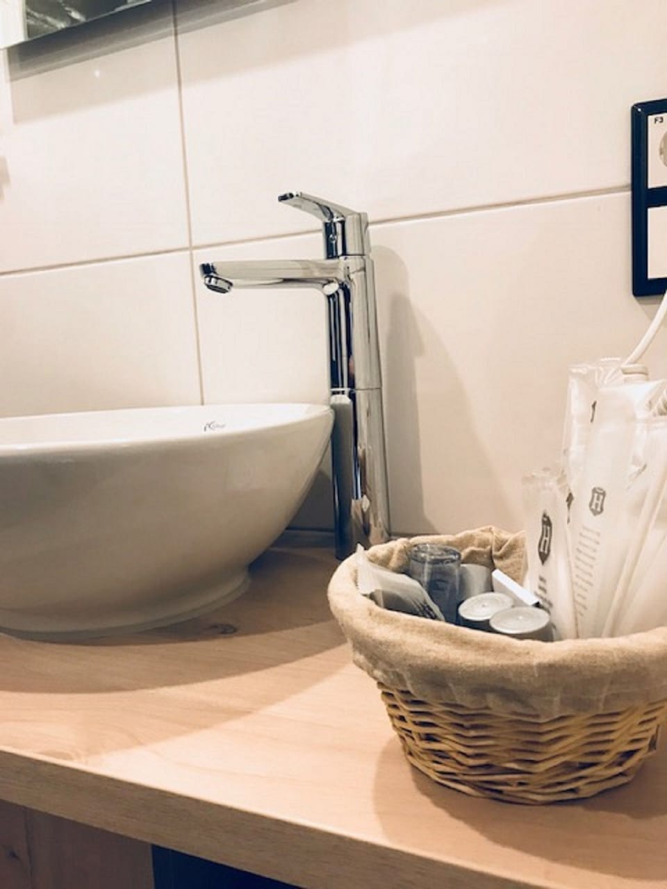 Junior Suite, 1 Double Bed with Sofa bed, Non Smoking, Refrigerator | Bathroom amenities | Shower, rainfall showerhead, free toiletries, hair dryer