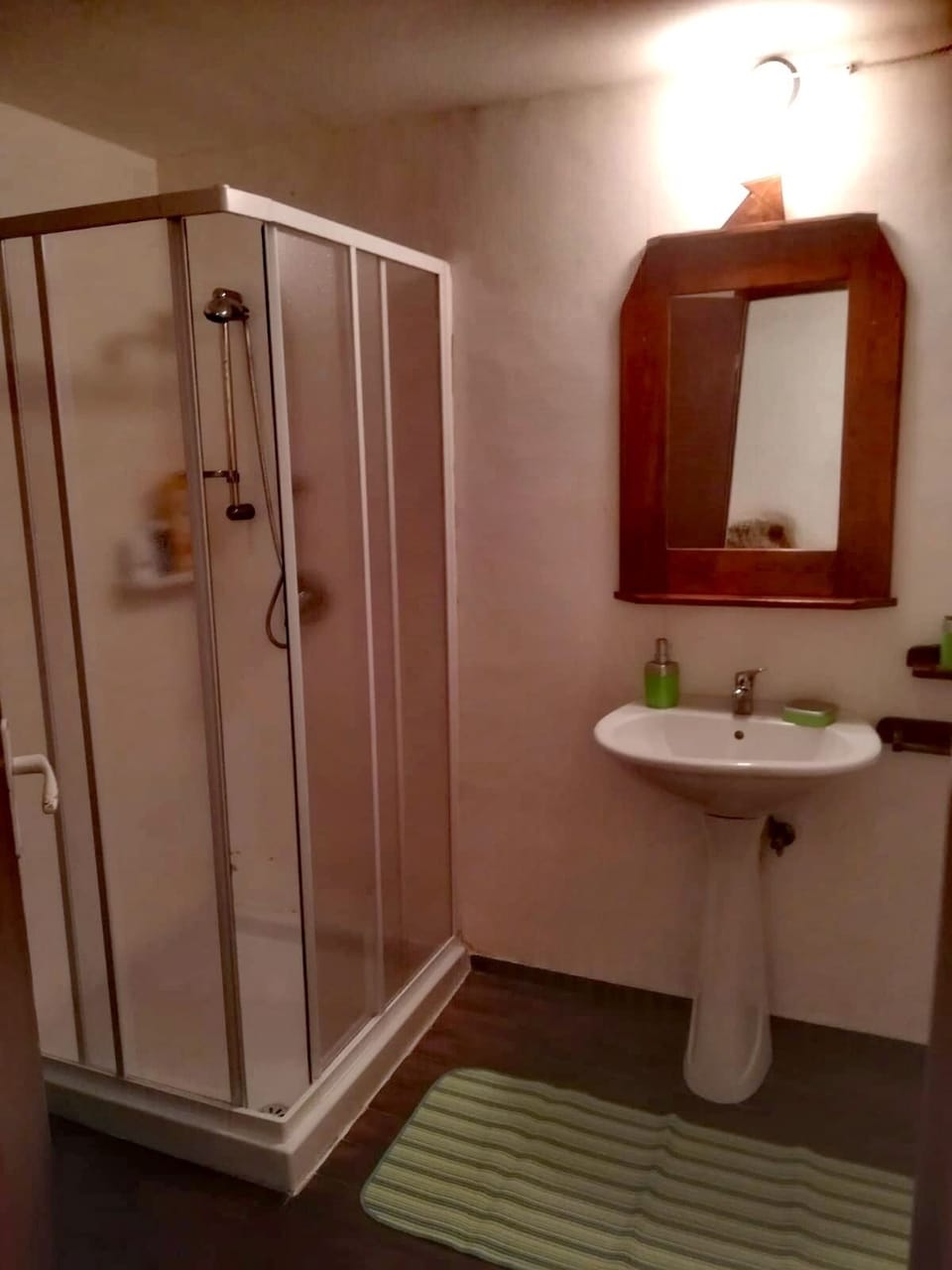 Traditional House, 1 Bedroom, Balcony | Bathroom | Shower, hair dryer, bidet
